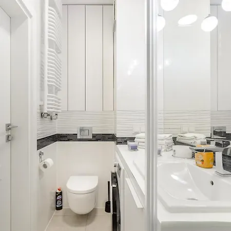Luxury On Grzybowska Street *